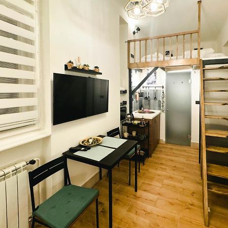 Comfy Studio In City Center Belgrado Exterior foto